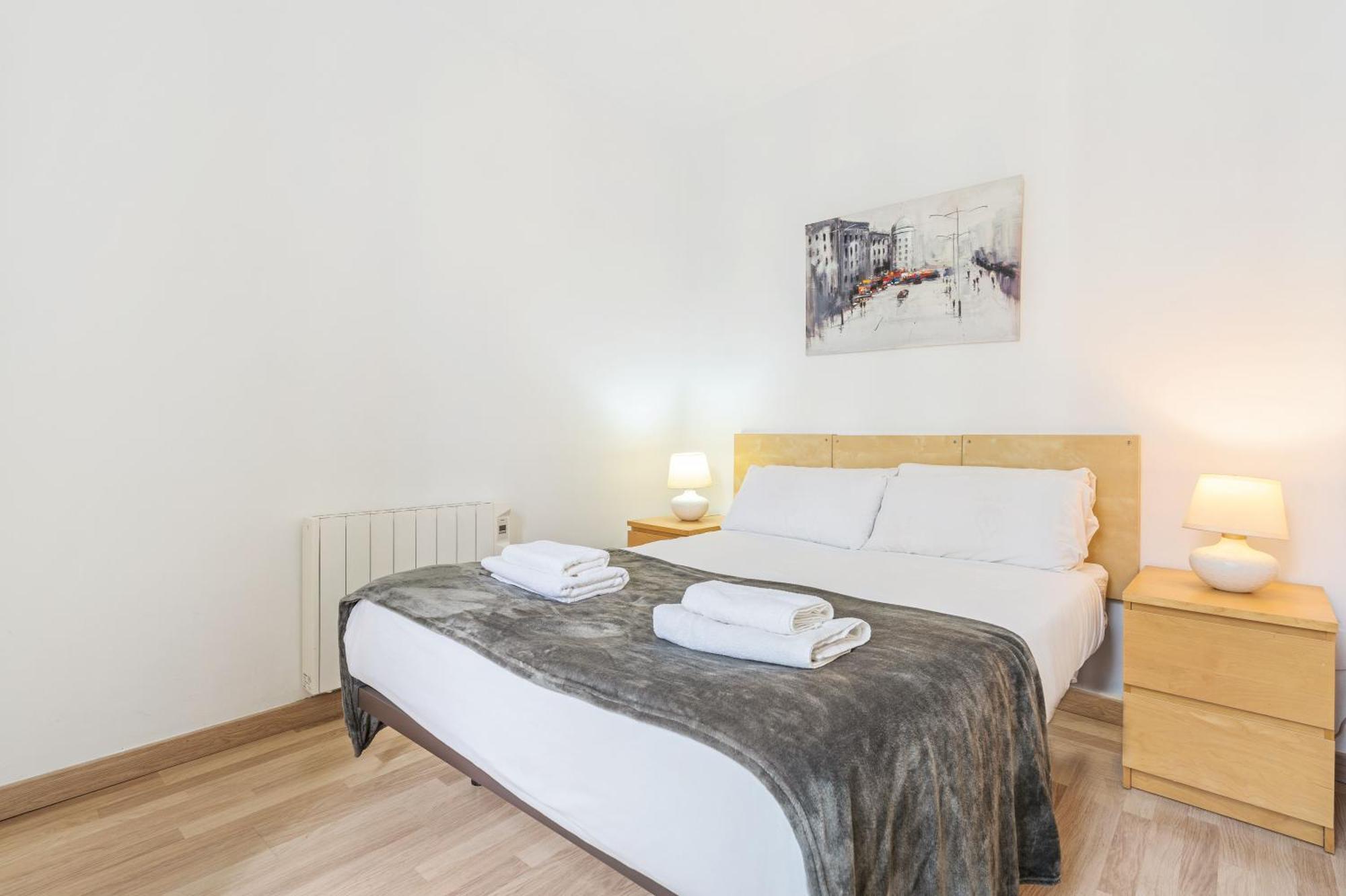 Apartament Sagrada Familia Avenida Gaudi Views&cozy Lounge *