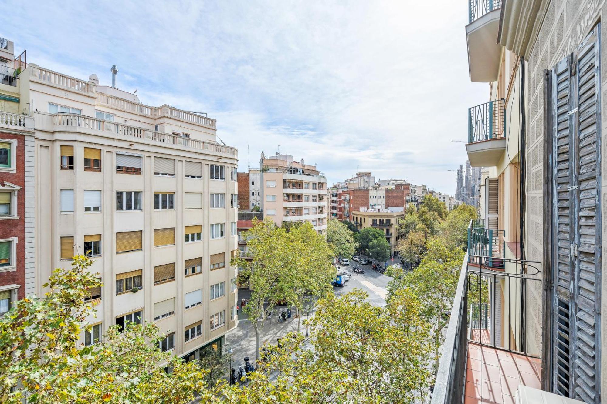 Sagrada Familia Avenida Gaudi Views&cozy Lounge