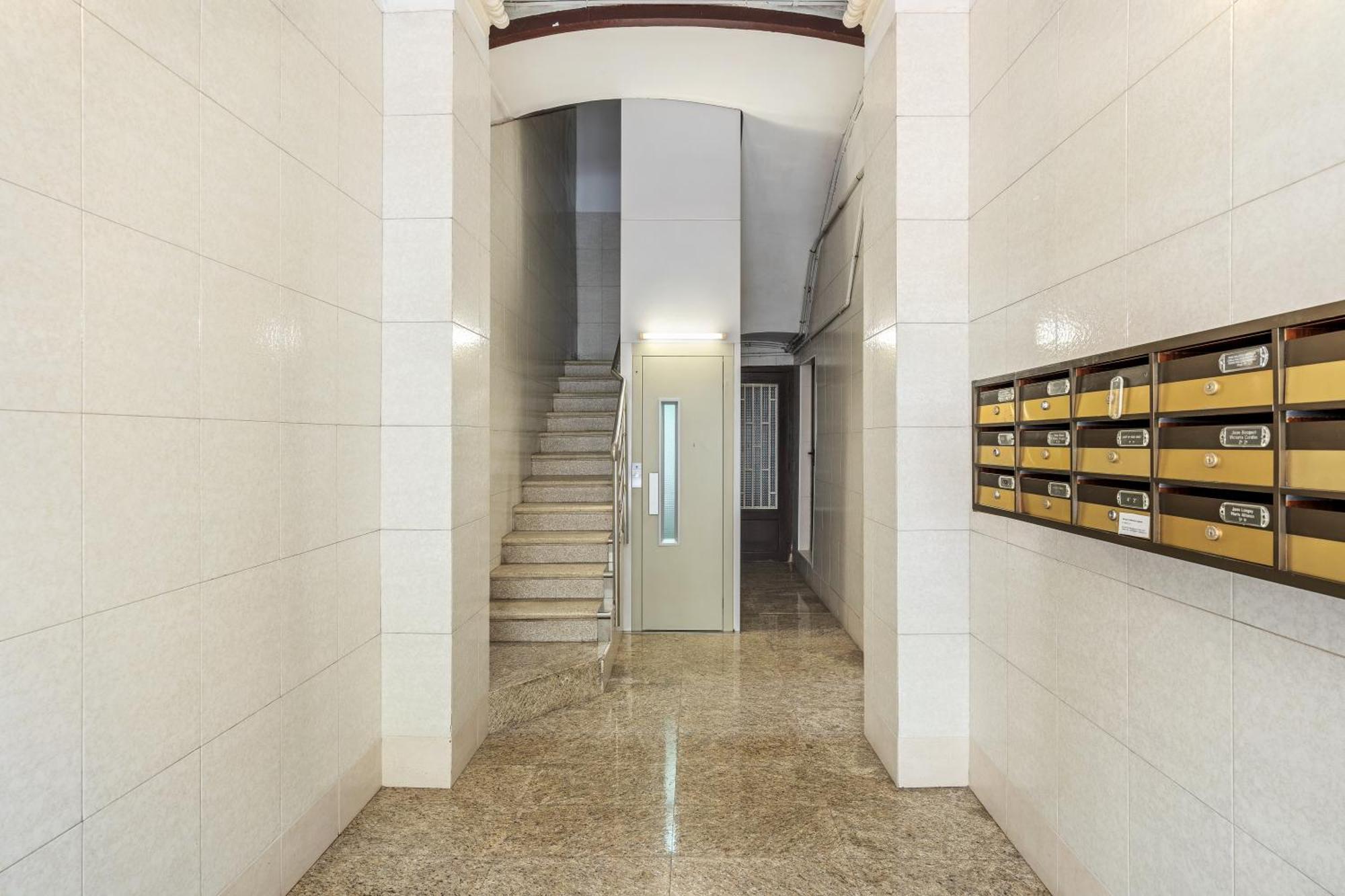 Sagrada Familia Avenida Gaudi Views&cozy Lounge Appartement *